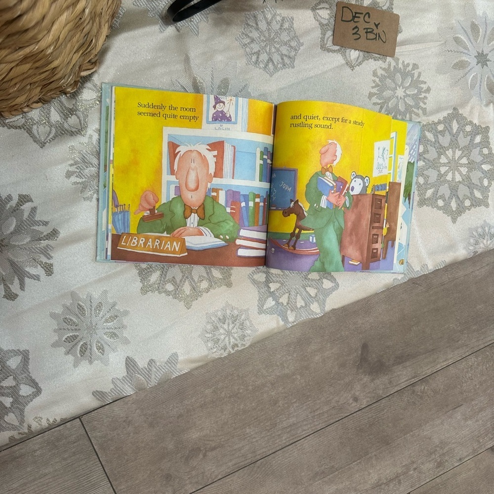Vintage Children’s Book Clemen's Kingdom by Chris L. Demarest - Picture 10 of 15